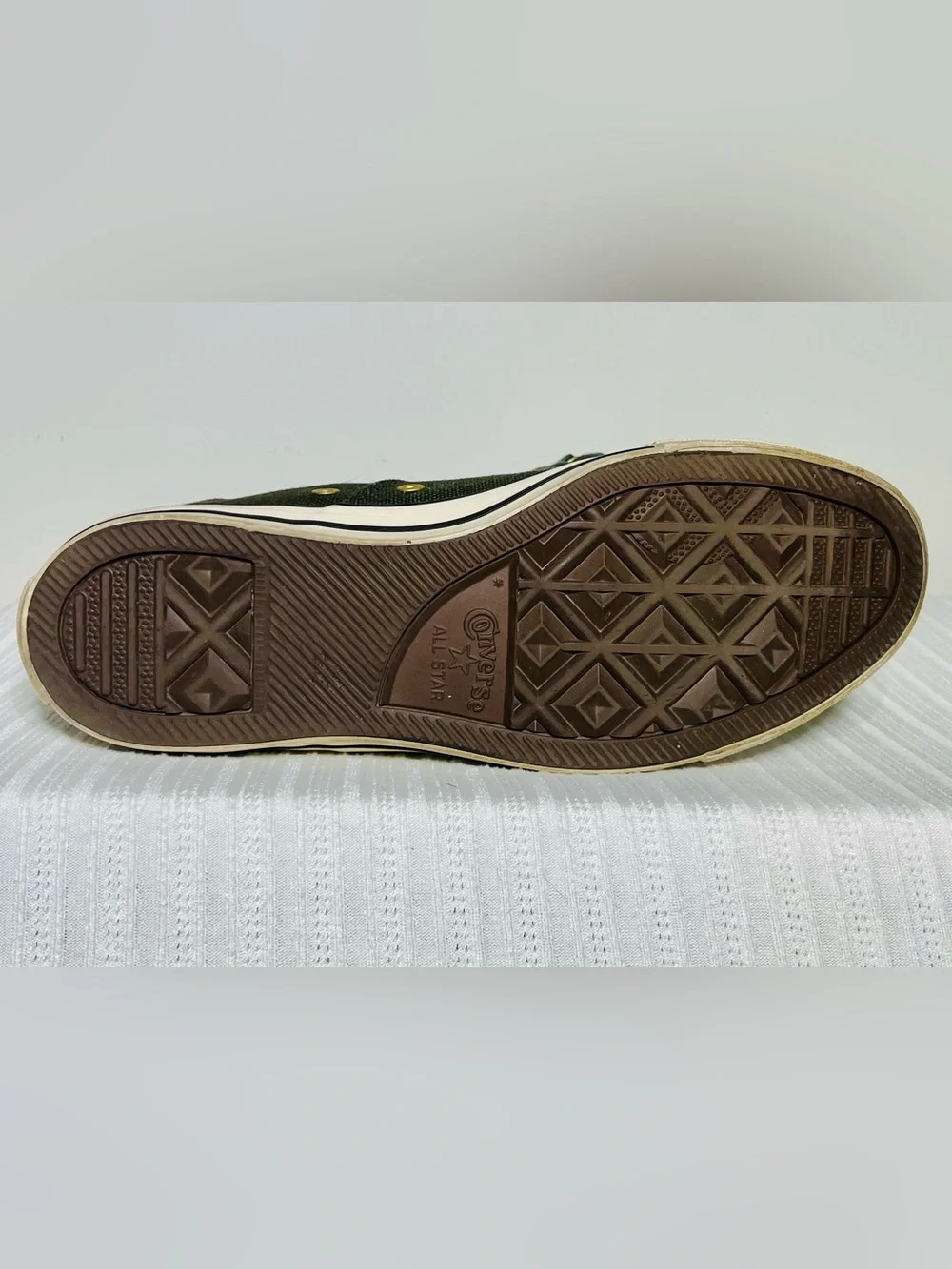 Converse low top